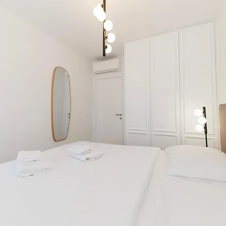 Zora By Belmont Realty Apartament *