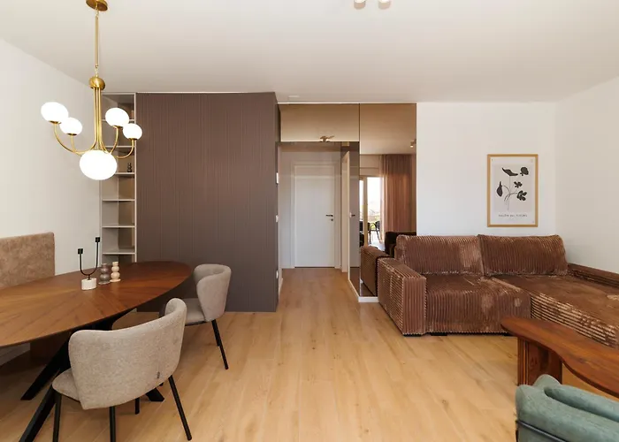Zora By Belmont Realty * Ζαντάρ
